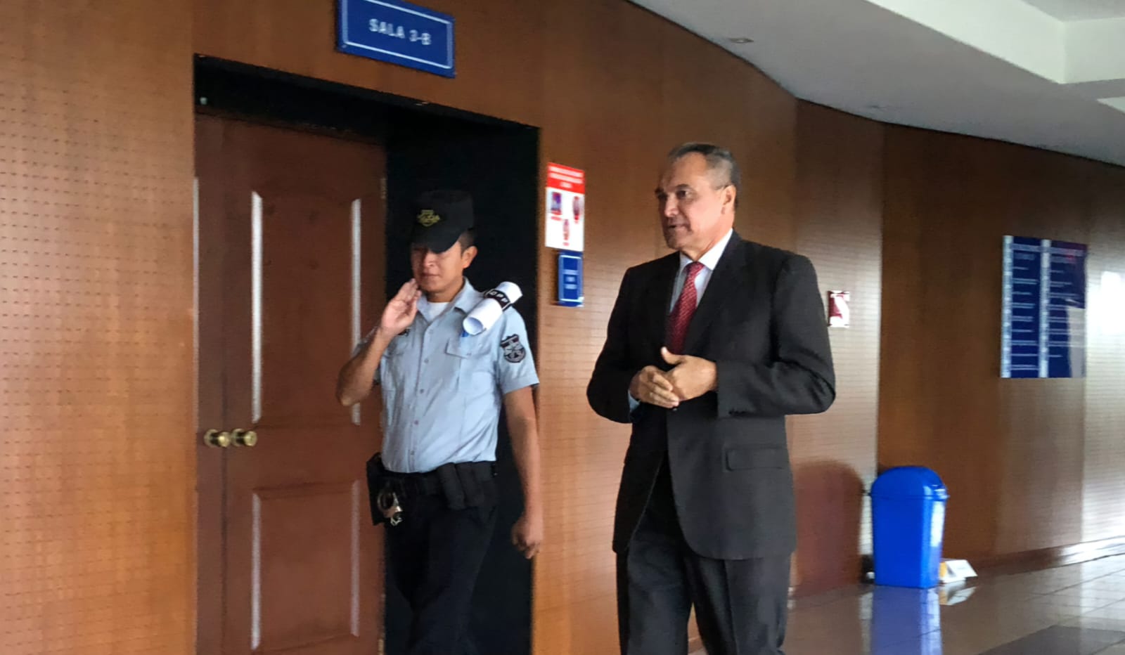 Exfuncionario del FMLN admite delito de corrupción vinculado a la legalización irregular de armas exfuncionario-del-fmln-admite-delito-de-corrupcion-vinculado-a-la-legalizacion-irregular-de-armas
